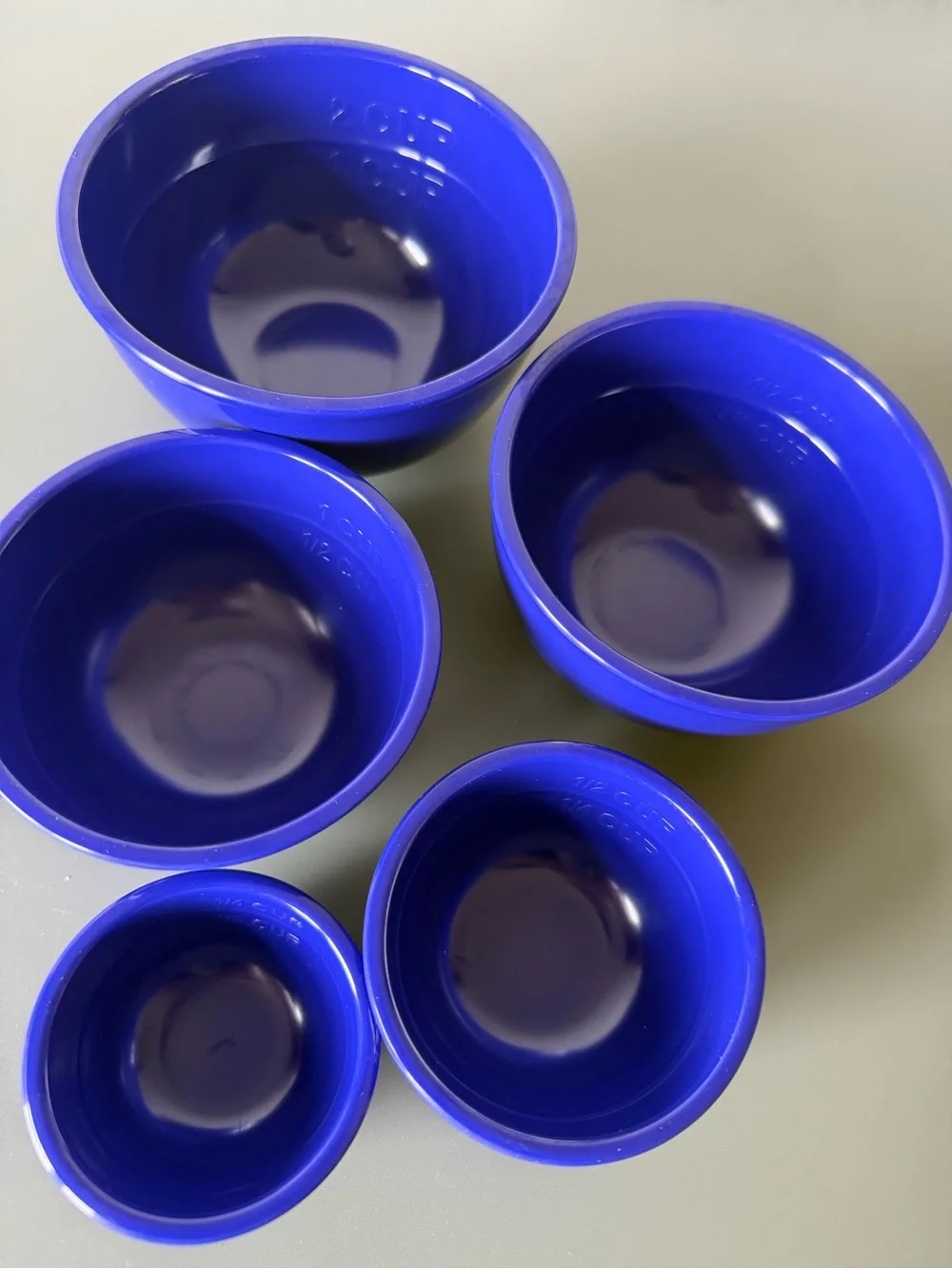 Sur La Table 5 Nesting Measuring Royal Blue Fuschia 1/8 C to 2 C Melamine